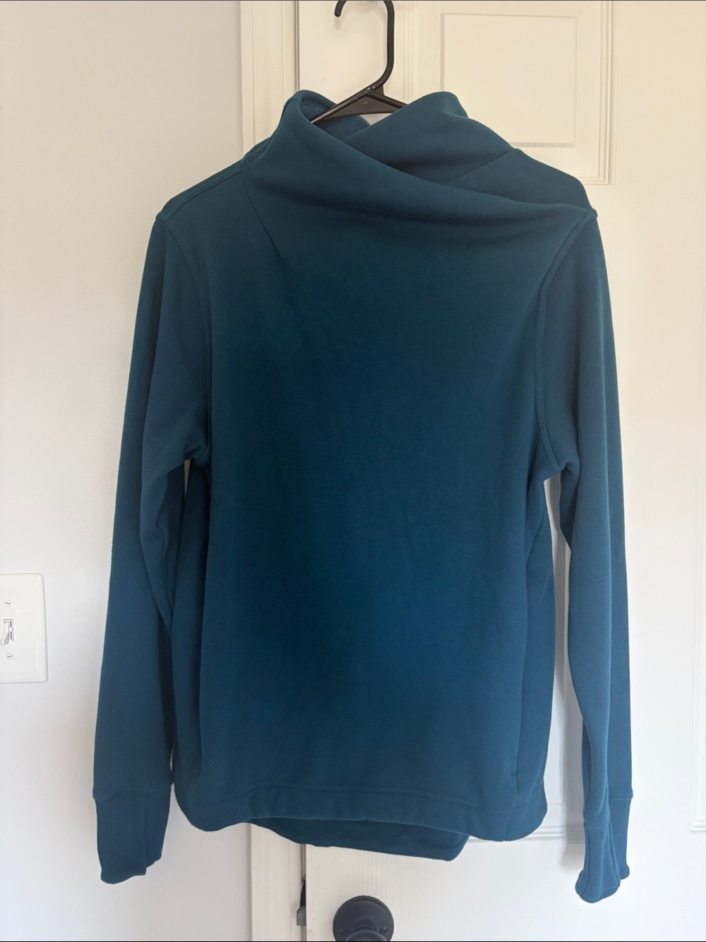 Athleta Women's Teal Funnel Neck Sweatshirt